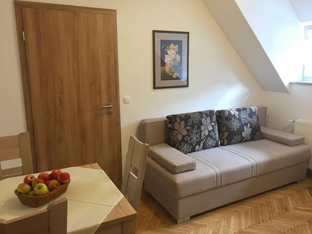 Apartmaji In Sobe Tina كْرانْيِسكا غورا المظهر الخارجي الصورة
