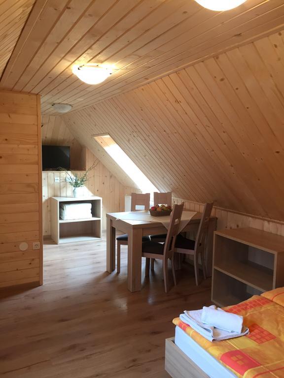 Apartmaji In Sobe Tina كْرانْيِسكا غورا المظهر الخارجي الصورة