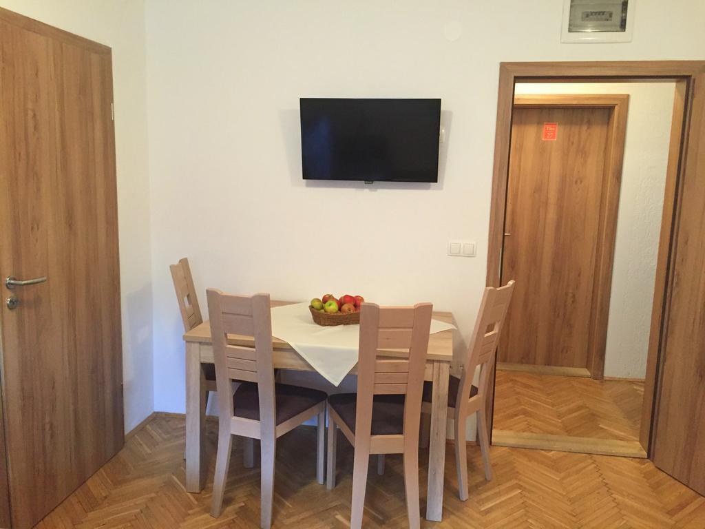 Apartmaji In Sobe Tina كْرانْيِسكا غورا المظهر الخارجي الصورة