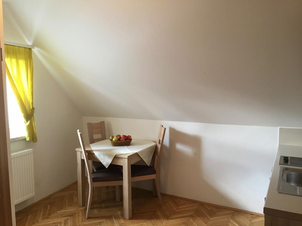 Apartmaji In Sobe Tina كْرانْيِسكا غورا المظهر الخارجي الصورة