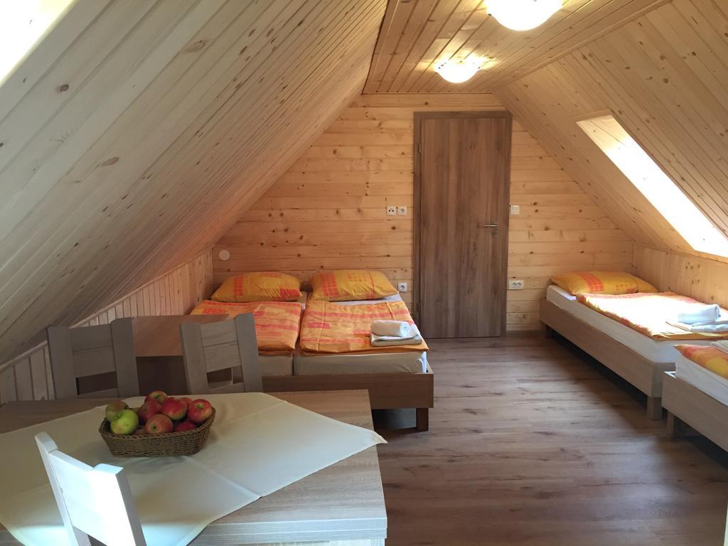 Apartmaji In Sobe Tina كْرانْيِسكا غورا المظهر الخارجي الصورة